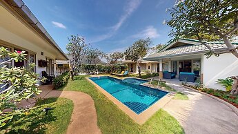 Idyllic Samui Beach Villa Resort