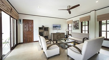 Idyllic Samui Beach Villa Resort