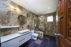 Idyllic Samui Beach Villa Resort