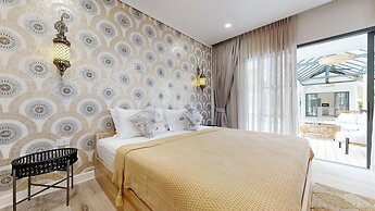 Idyllic Samui Beach Villa Resort