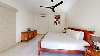 Idyllic Samui Beach Villa Resort