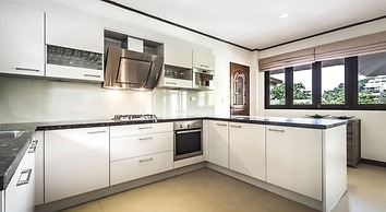 Idyllic Samui Beach Villa Resort