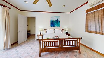 Idyllic Samui Beach Villa Resort