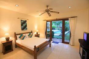 Idyllic Samui Beach Villa Resort