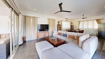 Idyllic Samui Beach Villa Resort