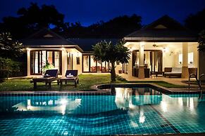 Idyllic Samui Beach Villa Resort