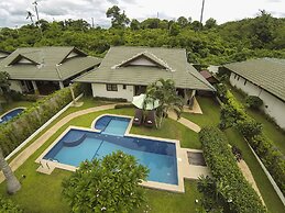 Idyllic Samui Beach Villa Resort