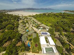 Idyllic Samui Beach Villa Resort
