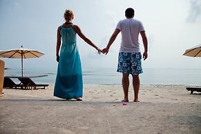 Idyllic Samui Beach Villa Resort