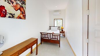 Idyllic Samui Beach Villa Resort