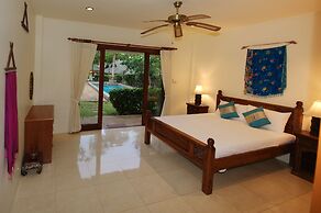 Idyllic Samui Beach Villa Resort