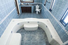 Idyllic Samui Beach Villa Resort