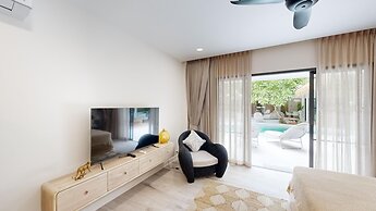 Idyllic Samui Beach Villa Resort