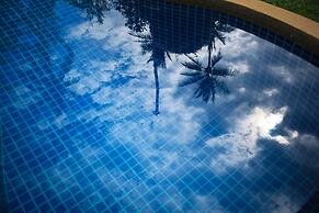 Idyllic Samui Beach Villa Resort