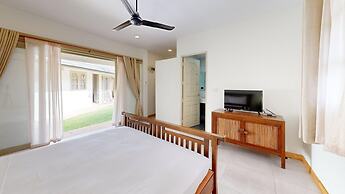 Idyllic Samui Beach Villa Resort