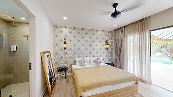 Idyllic Samui Beach Villa Resort