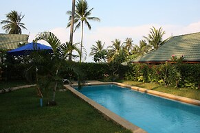 Idyllic Samui Beach Villa Resort