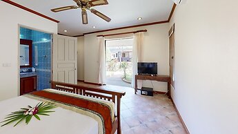 Idyllic Samui Beach Villa Resort