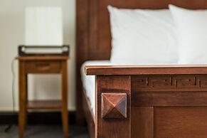 Idyllic Samui Beach Villa Resort