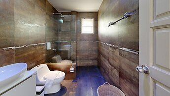 Idyllic Samui Beach Villa Resort