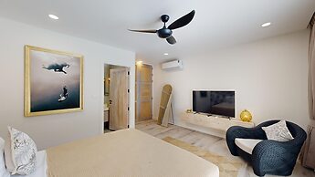 Idyllic Samui Beach Villa Resort