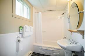 Riôtel Carleton-sur-Mer