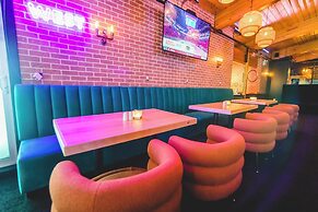 Riôtel Carleton-sur-Mer