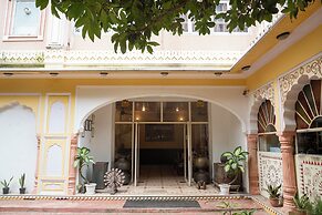 Anuraag Villa