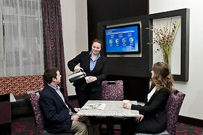 Hampton Inn & Suites Raleigh Downtown