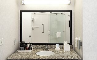 Hampton Inn & Suites Raleigh Downtown