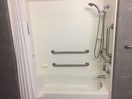 Hampton Inn & Suites Raleigh Downtown