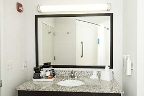 Hampton Inn & Suites Raleigh Downtown