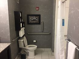 Hampton Inn & Suites Raleigh Downtown