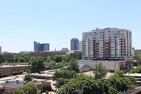 Hampton Inn & Suites Raleigh Downtown