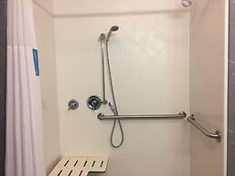 Hampton Inn & Suites Raleigh Downtown