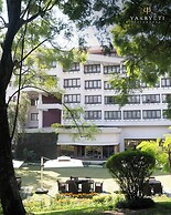 Hotel Yak & Yeti