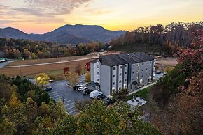 Microtel Inn & Suites By Wyndham Sylva Dillsboro Area