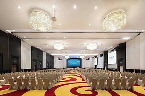 Centara Life Government Complex Hotel & Convention Centre Chaeng Watth
