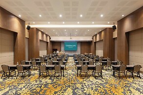 Centara Life Government Complex Hotel & Convention Centre Chaeng Watth