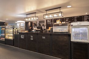 Centara Life Government Complex Hotel & Convention Centre Chaeng Watth