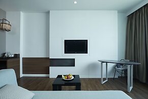 Centara Life Government Complex Hotel & Convention Centre Chaeng Watth