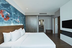 Centara Life Government Complex Hotel & Convention Centre Chaeng Watth