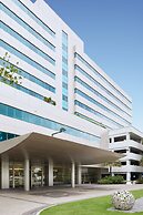 Centara Life Government Complex Hotel & Convention Centre Chaeng Watth