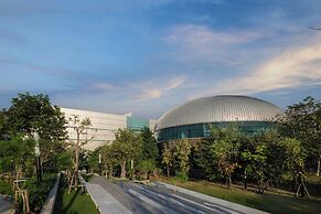 Centara Life Government Complex Hotel & Convention Centre Chaeng Watth