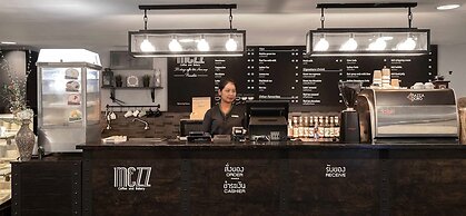 Centara Life Government Complex Hotel & Convention Centre Chaeng Watth