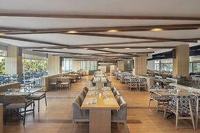 Centara Life Government Complex Hotel & Convention Centre Chaeng Watth