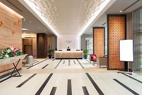 Centara Life Government Complex Hotel & Convention Centre Chaeng Watth