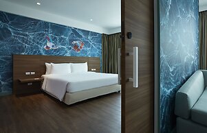 Centara Life Government Complex Hotel & Convention Centre Chaeng Watth