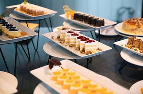 Centara Life Government Complex Hotel & Convention Centre Chaeng Watth