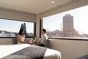 429 Apartments and Suites